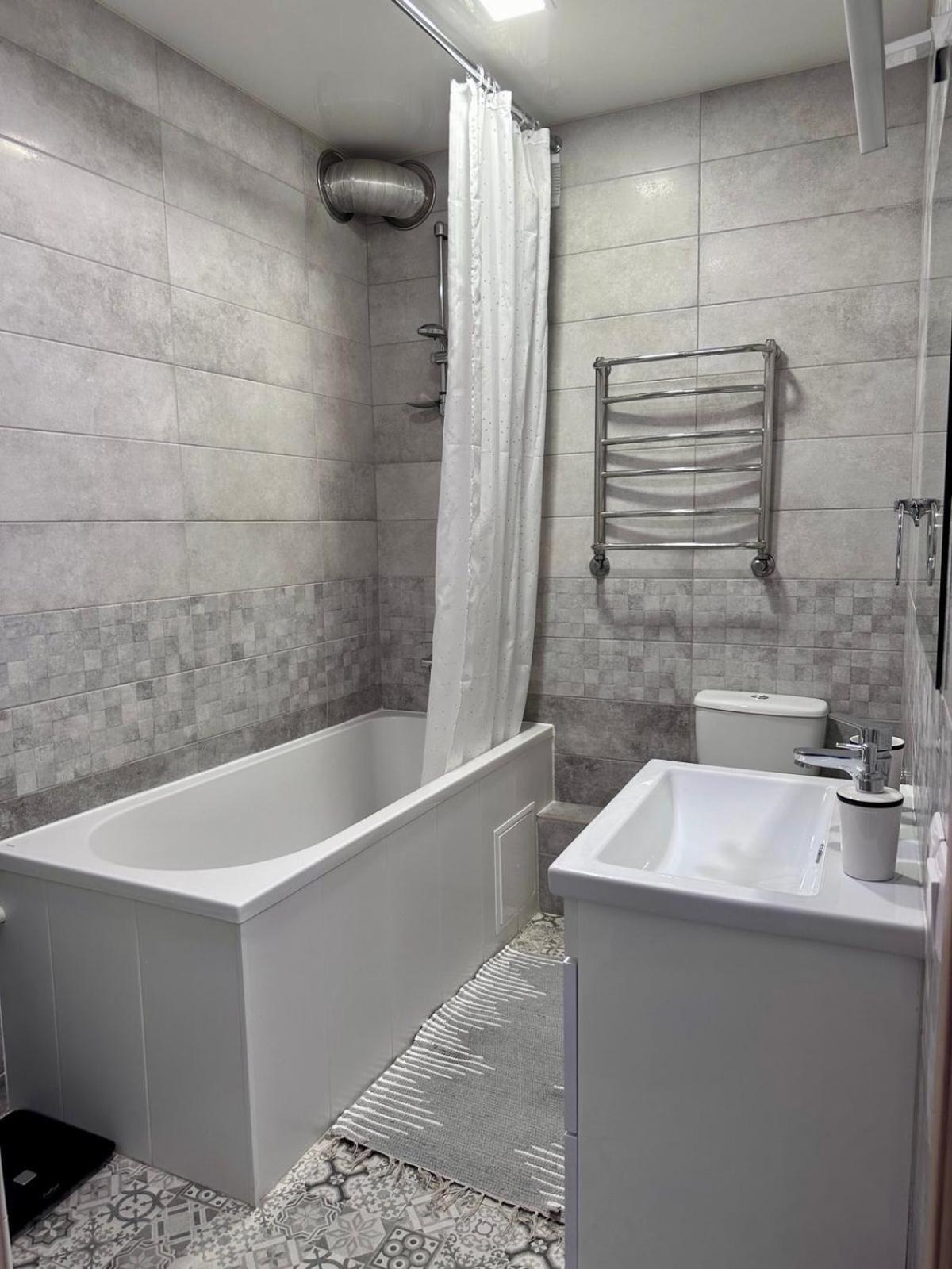 Sisters Apartment Shevchenko Τσέρνιγκοφ Εξωτερικό φωτογραφία
